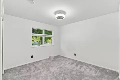 Bedroom - 7721 112th Ave N, Champlin, MN 55316 photo 4 of 6