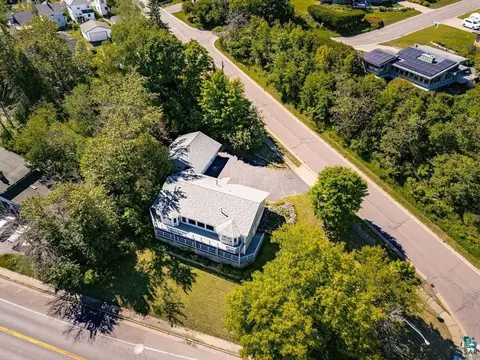 View/Area - 1002 Martha St, Duluth, MN 55805 photo 7 of 17