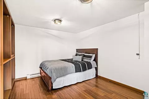 Bedroom - 1002 Martha St, Duluth, MN 55805 photo 6 of 11