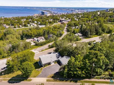 View/Area - 1002 Martha St, Duluth, MN 55805 photo 6 of 17