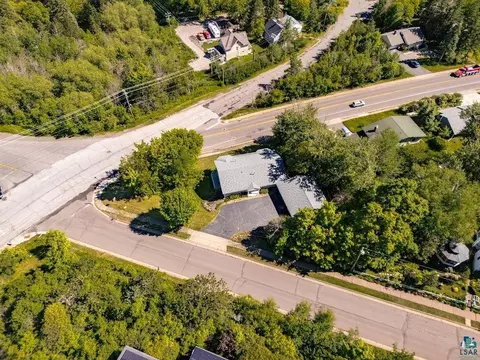 View/Area - 1002 Martha St, Duluth, MN 55805 photo 4 of 17