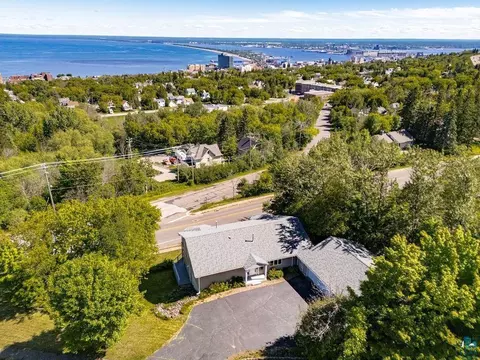 View/Area - 1002 Martha St, Duluth, MN 55805 photo 8 of 17