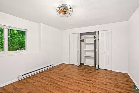 Bedroom - 1002 Martha St, Duluth, MN 55805 photo 10 of 11