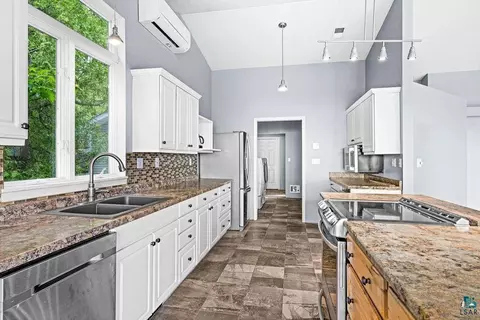 Kitchen - 1002 Martha St, Duluth, MN 55805 photo 2 of 6