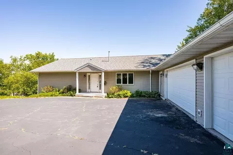 Exterior - 1002 Martha St, Duluth, MN 55805 photo 7 of 8