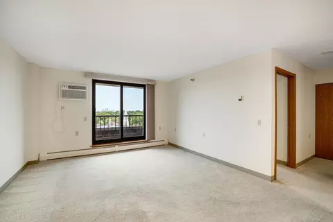 7600 Golden Valley Rd #805, Golden Valley, MN 55427