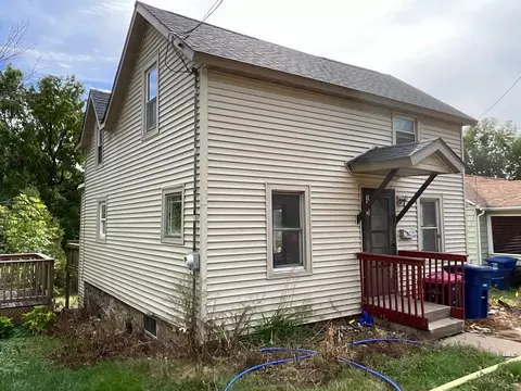 Exterior - 243 E 4th St, Red Wing, MN 55066 photo 2 of 4