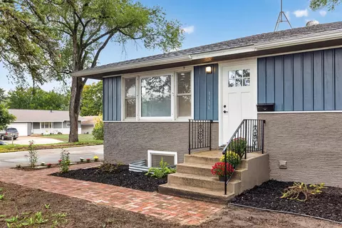 1316 7th Ave, Anoka, MN 55303