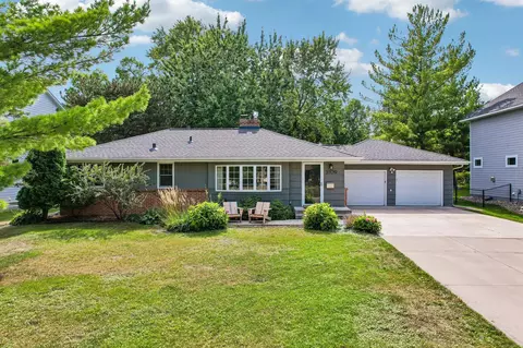 5109 Grove St, Edina, MN 55436