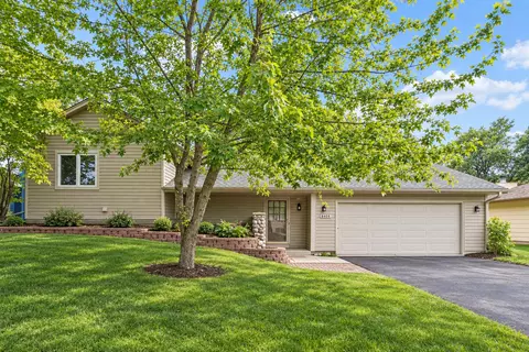 8408 Sheridan Ave N, Brooklyn Park, MN 55444