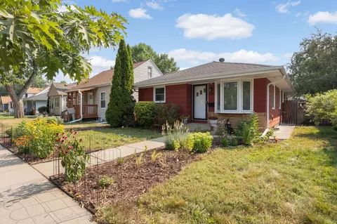 3740 Perry Ave N, Robbinsdale, MN 55422
