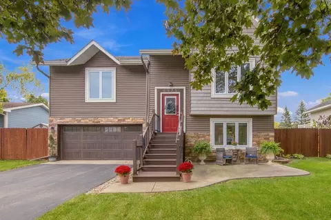 6625 Harlan Dr, Eden Prairie, MN 55346