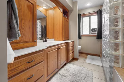 Bath - 426 Maple Dr, Foley, MN 56329 photo 2 of 5