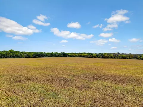 122 Nn-140 Maxwell, Chisago City, MN 55013