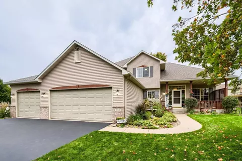 752 Melville Cir, Hastings, MN 55033