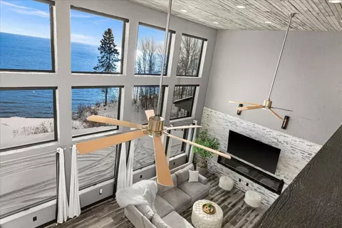 View/Area - 1430 Stoney Point Dr, Duluth, MN 55804 photo 4 of 4