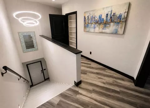 Entry Way - 1430 Stoney Point Dr, Duluth, MN 55804 photo 1 of 2