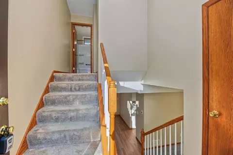 Entry Way - 1381 Easter Ln, Eagan, MN 55123 photo 5 of 6