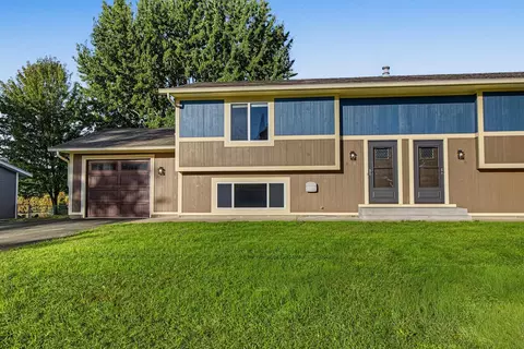 Exterior - 1381 Easter Ln, Eagan, MN 55123 photo 8 of 11