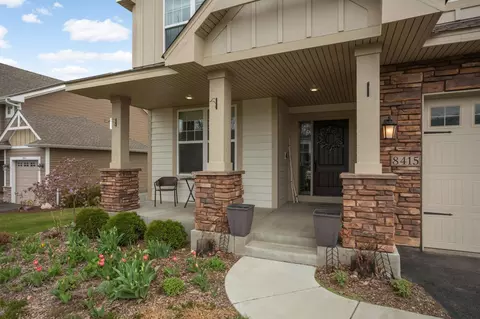 8415 Krey Lake Ct, Victoria, MN 55386