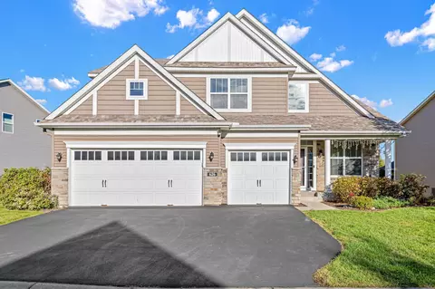 626 Eastgate Pkwy, Mahtomedi, MN 55115