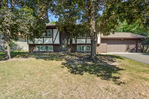 3231 116th Ln NW, Coon Rapids, MN 55433