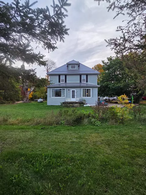 202 3rd Ave NE, Milltown, WI 54858