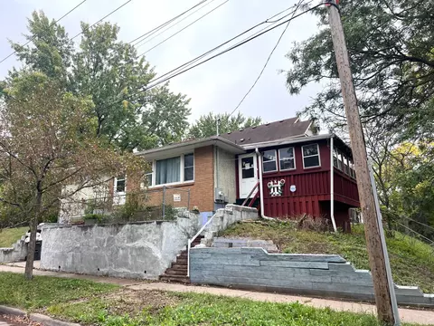 215 Maple St, Saint Paul, MN 55106