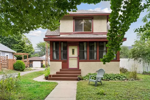 524 Lexington Pkwy N, Saint Paul, MN 55104