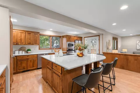 Kitchen - 14147 Dearborn Path, Rosemount, MN 55068 photo 10 of 10