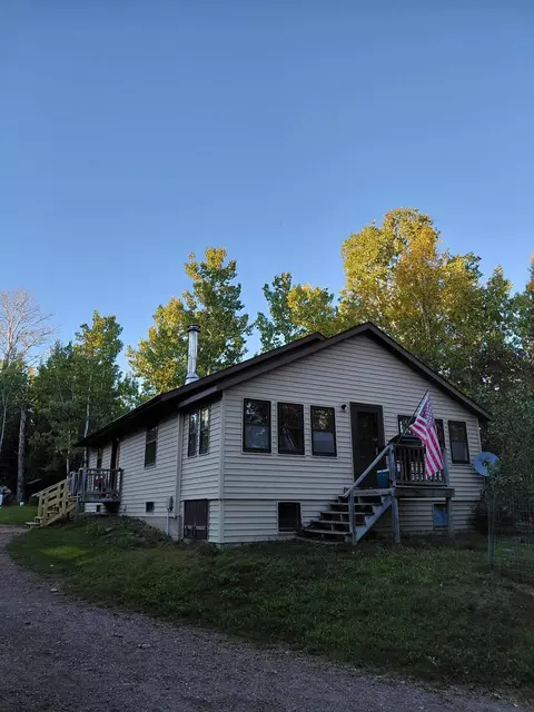 1471 County Road 14, Grand Marais, MN 55604