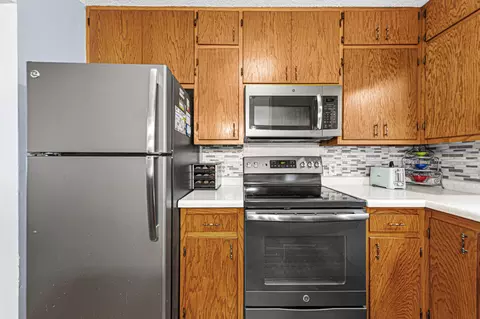 Kitchen - 307 8th Ave SE, Mapleton, MN 56065 photo 6 of 6