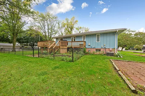 Exterior - 307 8th Ave SE, Mapleton, MN 56065 photo 6 of 7