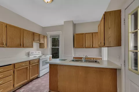 Kitchen - 832 15th Ave S, Saint Cloud, MN 56301 photo 1 of 4