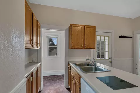 Kitchen - 832 15th Ave S, Saint Cloud, MN 56301 photo 4 of 4