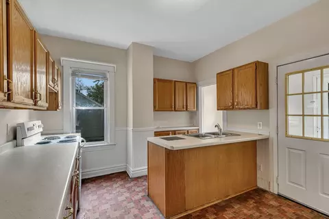 Kitchen - 832 15th Ave S, Saint Cloud, MN 56301 photo 3 of 4