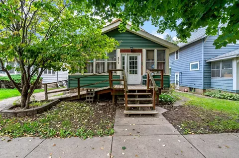 337 Winona St W, Saint Paul, MN 55107