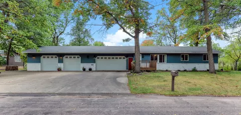 114 Woodland Cir, Princeton, MN 55371