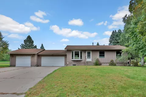 8741 Griggs Ave, Circle Pines, MN 55014