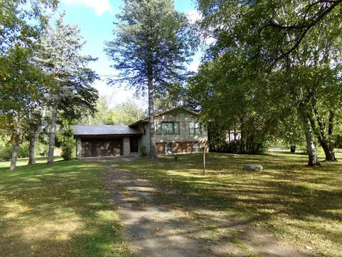 18323 Elmcrest Ave N, Forest Lake, MN 55025