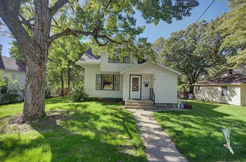 209 4th Ave S, Sauk Rapids, MN 56379