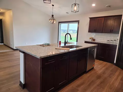 Kitchen - 1088 Cullen St, Saint Peter, MN 56082 photo 4 of 6