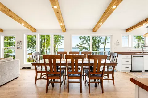 Dining - 66502 Csah 33, Darwin, MN 55324 photo 3 of 3