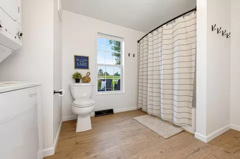 Bath - 66502 Csah 33, Darwin, MN 55324 photo 1 of 1