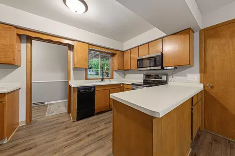 Kitchen - 120 Brand Ave, Faribault, MN 55021 photo 6 of 6