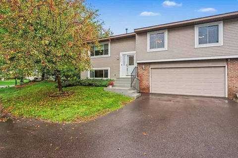 14054 Heywood Path, Apple Valley, MN 55124