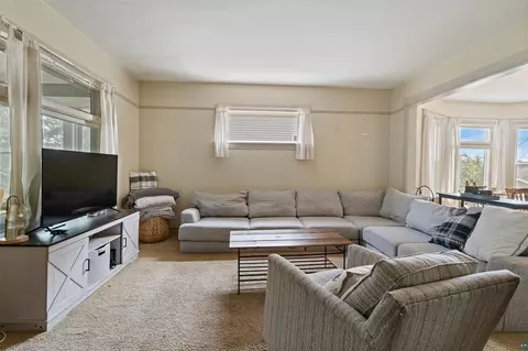 Living - 203 S 18th Ave E, Duluth, MN 55812 photo 1 of 2
