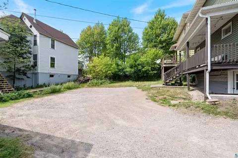 Exterior - 203 S 18th Ave E, Duluth, MN 55812 photo 2 of 4