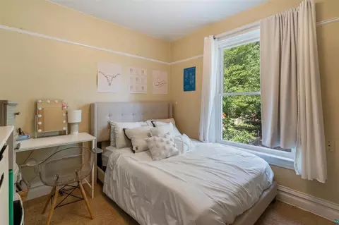 Bedroom - 203 S 18th Ave E, Duluth, MN 55812 photo 3 of 7