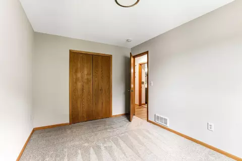 Bedroom - 4 Shepherd Ct, Circle Pines, MN 55014 photo 2 of 4